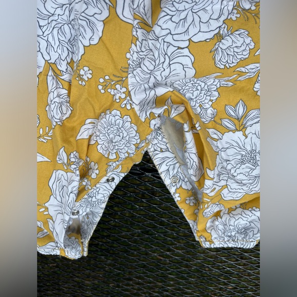 Girls Yellow Pant Romper Size 12 Months By Shabby Chic with snap-ease bottoms - Picture 7 of 10